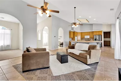 8250 Snow Cap, Pinon Hills, CA 92372 - Photo 11