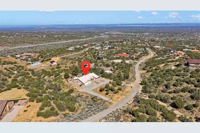 8250 Snow Cap, Pinon Hills, CA 92372 - Photo 57