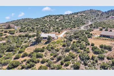 8250 Snow Cap, Pinon Hills, CA 92372 - Photo 59