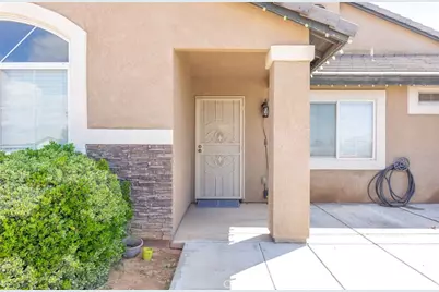 14193 Fresian, Apple Valley, CA 92307 - Photo 7