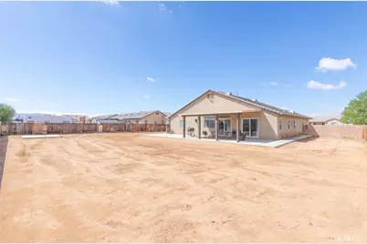 14193 Fresian, Apple Valley, CA 92307 - Photo 25