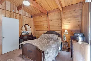 813 Cedar Ln, Sugarloaf, CA 92386 - Photo 19