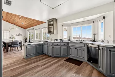28738 Bryce Drive, Lake Arrowhead, CA 92352 - Photo 17