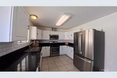 5851 Evergem, Palmdale, CA 93552 - Photo 5