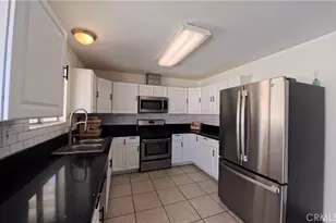 5851 Evergem, Palmdale, CA 93552 - Photo 5