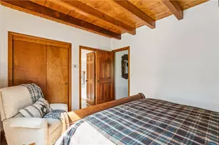 24950 Highland Dr, Crestline, CA 92325 - Photo 15