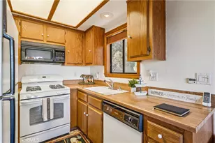 24950 Highland Dr, Crestline, CA 92325 - Photo 9