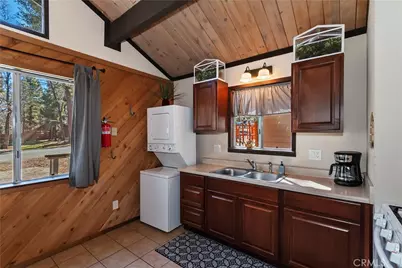 254 Wabash Lane, Sugarloaf, CA 92386 - Photo 15