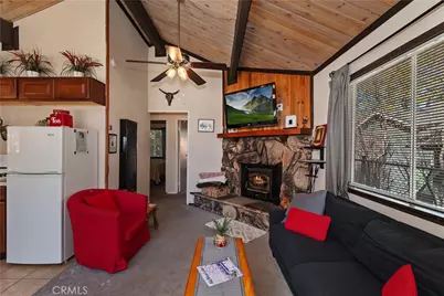 254 Wabash Lane, Sugarloaf, CA 92386 - Photo 5