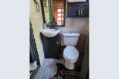 372 Cedarbrook Drive, Twin Peaks, CA 92391 - Photo 21