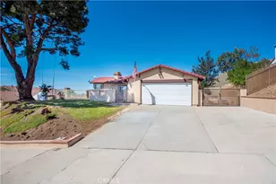 11703 Black Hawk Ln, Moreno Valley, CA 92557 - Photo 37