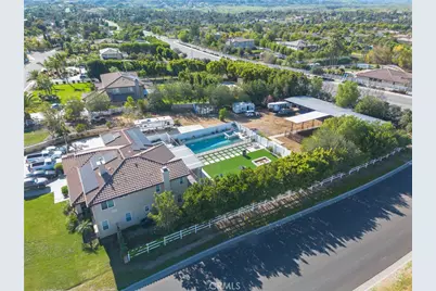 17797 Canyonwood Drive, Riverside, CA 92504 - Photo 5