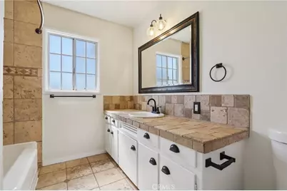 5319 Rochester, Riverside, CA 92504 - Photo 17