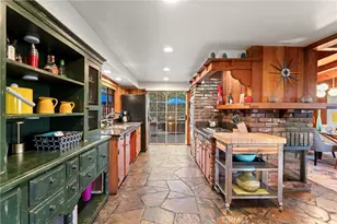 309 Castle Gate Rd, Lake Arrowhead, CA 92352 - Photo 3