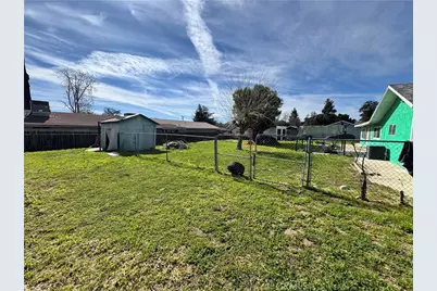 32271 Avenue E, Yucaipa, CA 92399 - Photo 9