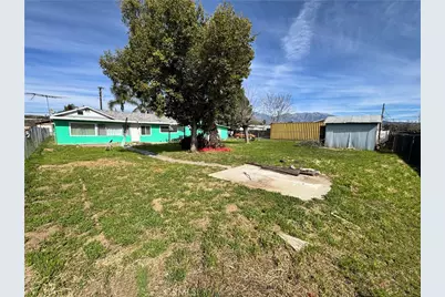 32271 Avenue E, Yucaipa, CA 92399 - Photo 11
