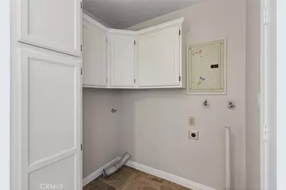 6845 Barcelona Way, Riverside, CA 92504 - Photo 9