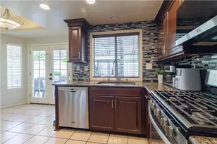 13390 Cloudburst Dr, Corona, CA 92883 - Photo 23