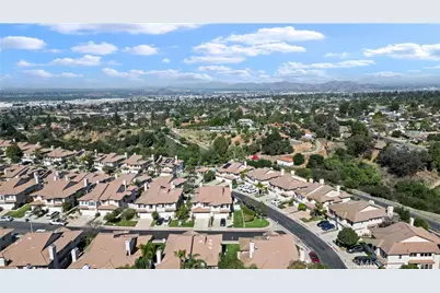 2035 San Diego Drive, Corona, CA 92882 - Photo 43