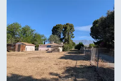 2112 2112 W Westward Ave, Banning, CA 92220 - Photo 9