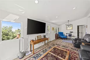 33180 Hollister, Lake Elsinore, CA 92530 - Photo 11