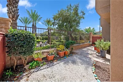 27545 Viridian #3, Murrieta, CA 92562 - Photo 13