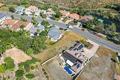 22253 Vacation, Canyon Lake, CA 92587 - Photo 5