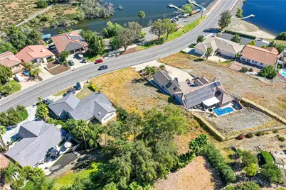 22253 Vacation, Canyon Lake, CA 92587 - Photo 5