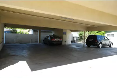 4553 W 17th, Los Angeles, CA 90019 - Photo 17