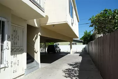 4553 W 17th, Los Angeles, CA 90019 - Photo 15