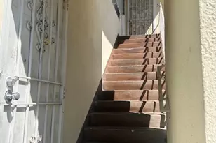 4553 W 17th, Los Angeles, CA 90019 - Photo 7