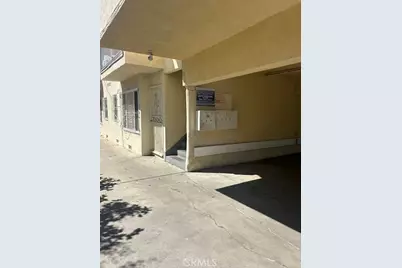 4553 W 17th, Los Angeles, CA 90019 - Photo 11