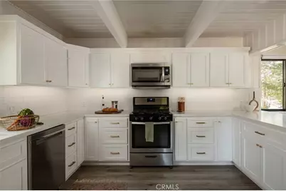 28989 Palisades, Lake Arrowhead, CA 92352 - Photo 19