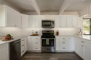 28989 Palisades, Lake Arrowhead, CA 92352 - Photo 19
