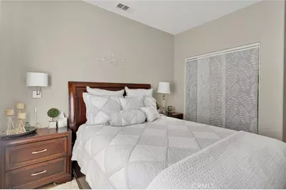 13817 Grant Way, Oak Hills, CA 92344 - Photo 19