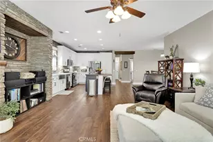 13817 Grant Way, Oak Hills, CA 92344 - Photo 17
