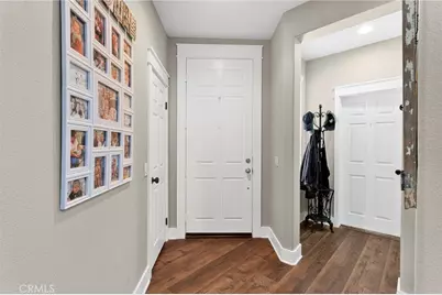 13817 Grant Way, Oak Hills, CA 92344 - Photo 5