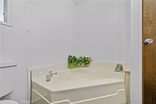 23820 Ironwood Ave, Moreno Valley, CA 92557 - Photo 29