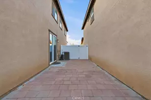 1207 Garnet Ct, Colton, CA 92324 - Photo 29