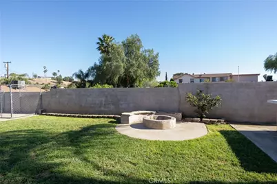 10514 Cameo Court, Riverside, CA 92505 - Photo 25