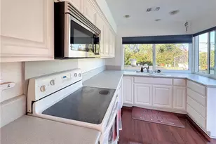 8131 Wenlock Cir, Huntington Beach, CA 92646 - Photo 9