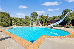 8131 Wenlock Cir, Huntington Beach, CA 92646 - Photo 3