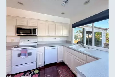 8131 Wenlock Circle, Huntington Beach, CA 92646 - Photo 9