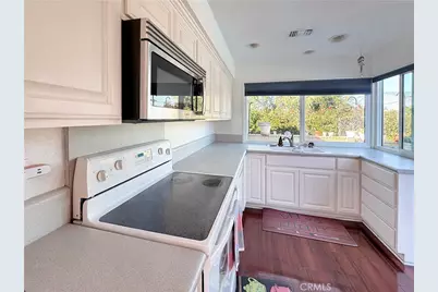 8131 Wenlock Circle, Huntington Beach, CA 92646 - Photo 7