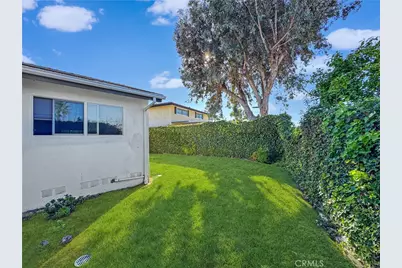 8131 Wenlock Circle, Huntington Beach, CA 92646 - Photo 41