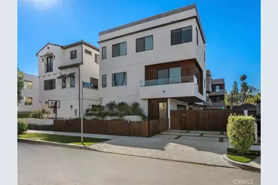 4322 N Serene Place, Studio City, CA 91604 - Photo 1