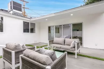 3960 Verdugo View Drive, Los Angeles, CA 90065 - Photo 31