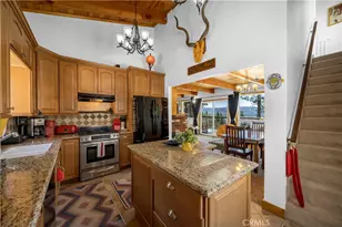 39563 Raccoon Dr, Fawnskin, CA 92333 - Photo 15