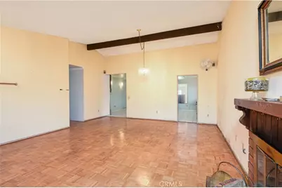 10988 Middleborough, Riverside, CA 92503 - Photo 5