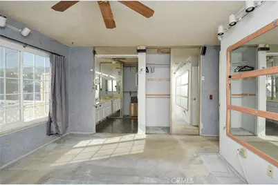 10988 Middleborough, Riverside, CA 92503 - Photo 9